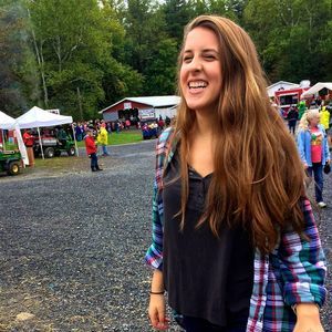 Meet your Posher, Kelly